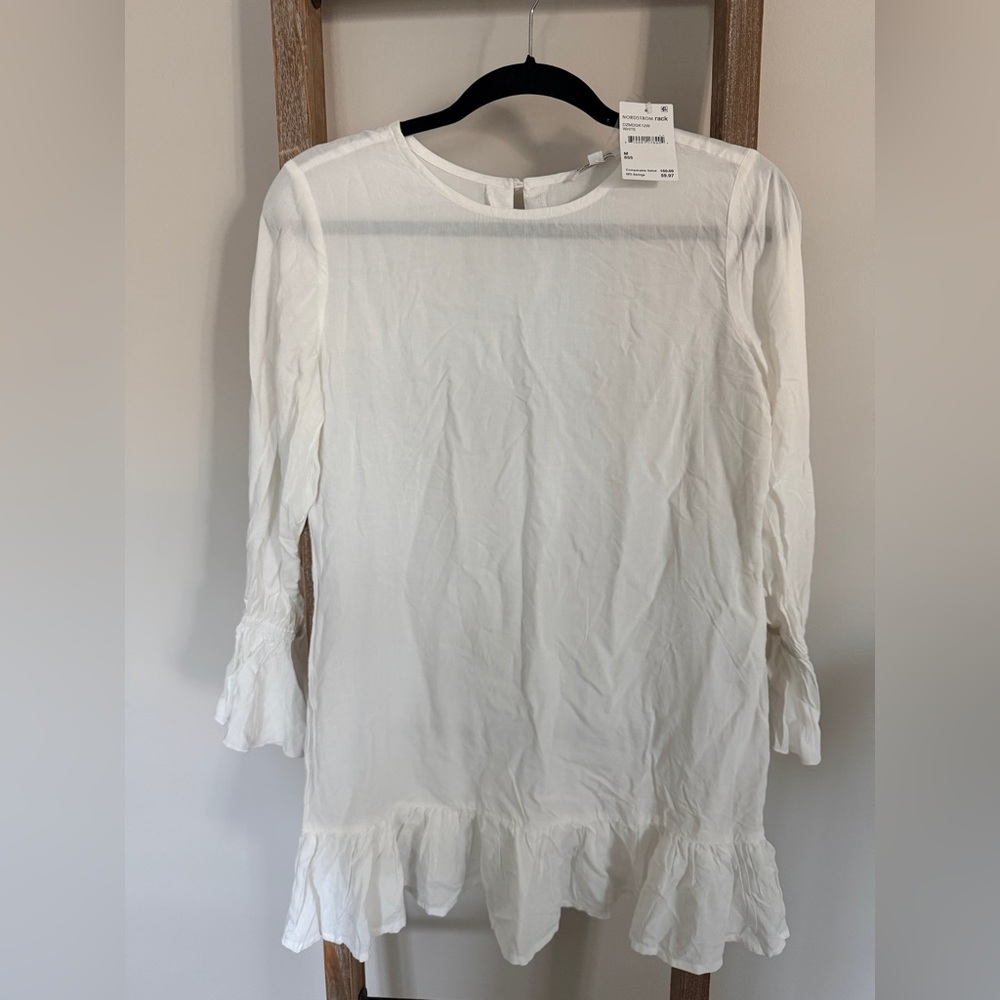 NWT White Ruffle Hem Women's Top